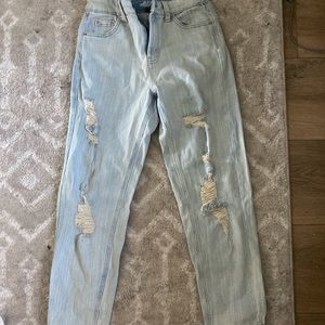 Light Wash high rise mom jeans